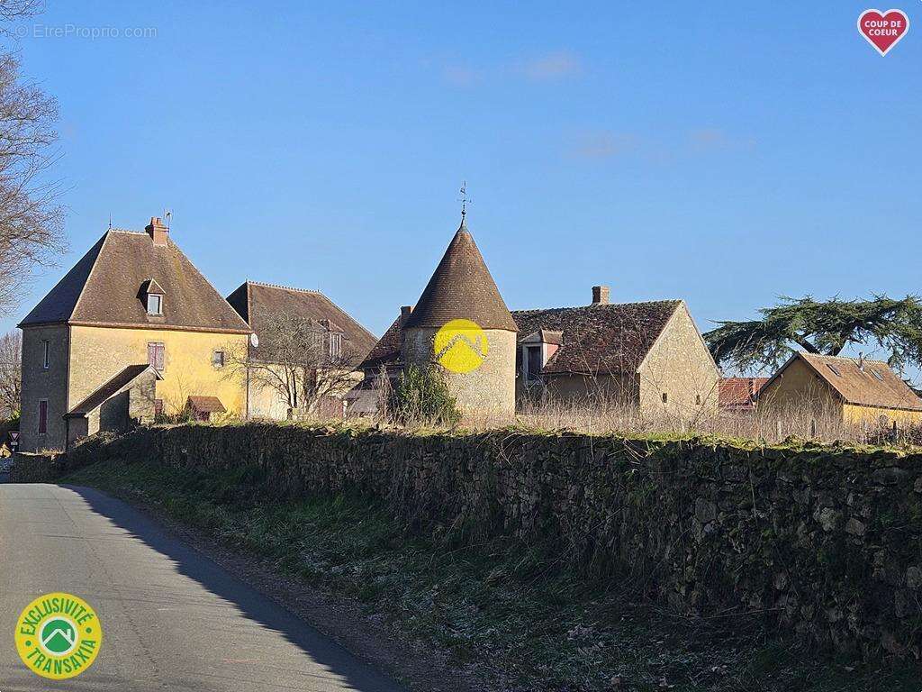 Maison à CHATEAUMEILLANT