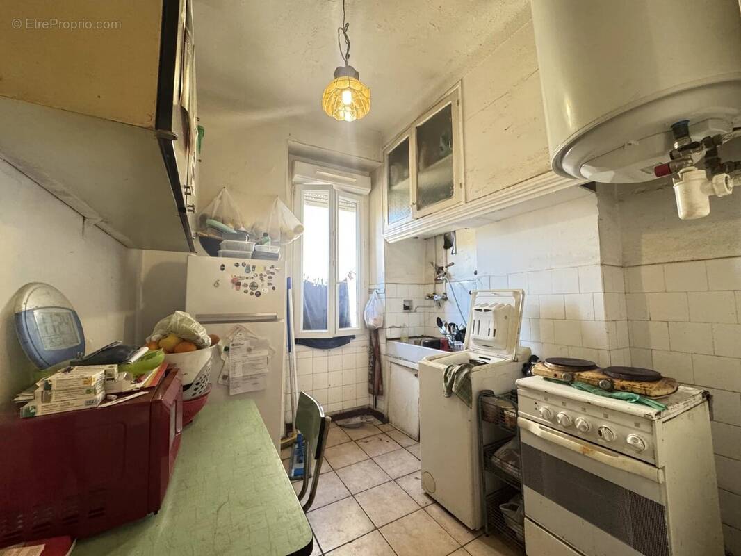 Appartement à MARSEILLE-3E