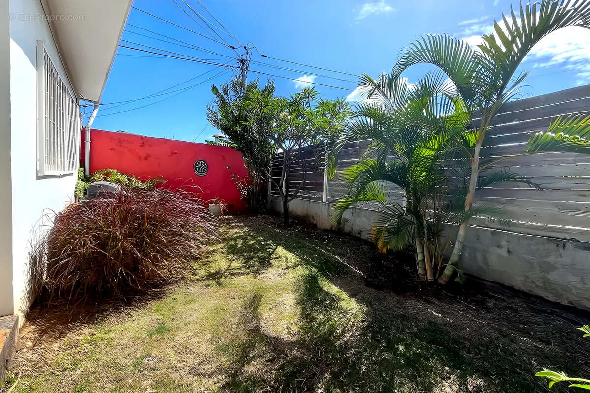 Maison à SAINT-DENIS