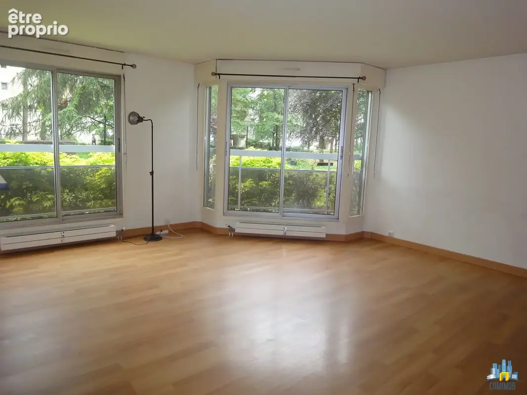 Appartement 2 pièces 66 m² à vendre à Courbevoie (92400) - photo 1