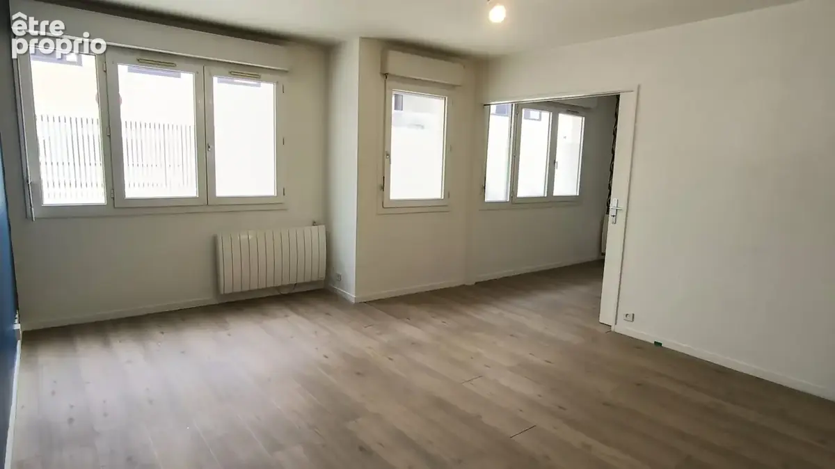 2P 46m2 Métro SEMBAT - photo 4