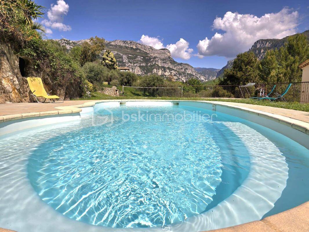 Maison à LE BAR-SUR-LOUP