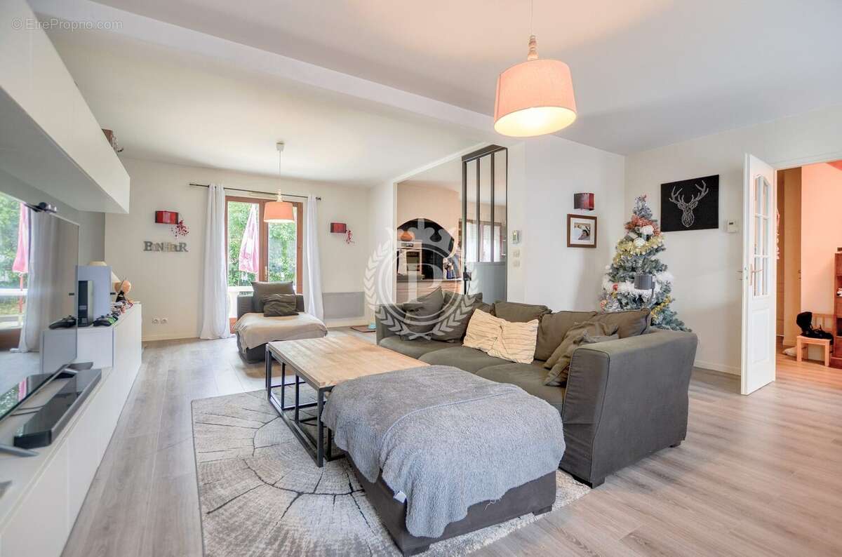 Maison à ERMONT