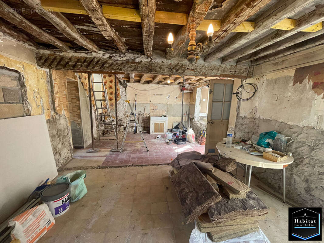 Maison à NANTEUIL-LE-HAUDOUIN