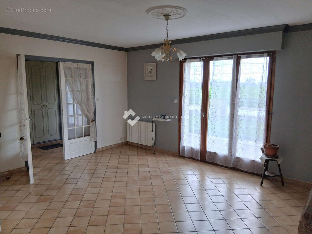 Maison 119 m² à Quintin  - photo 3