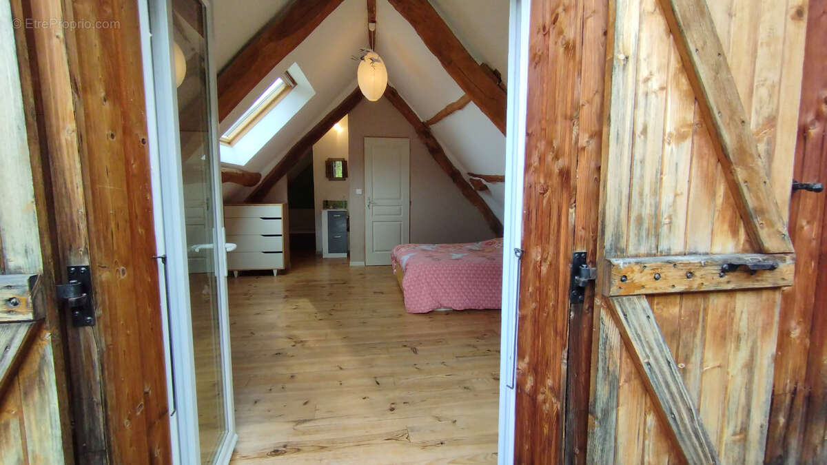 Maison à LA MOTTE-SAINT-MARTIN