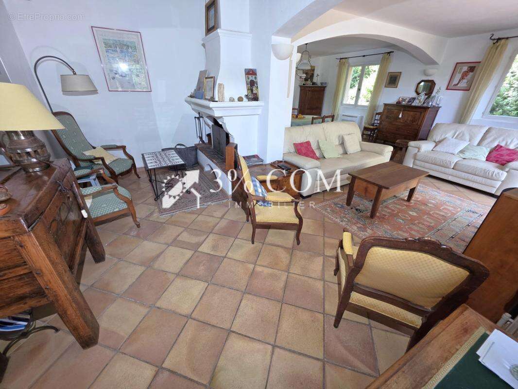 Maison à SAINT-RAPHAEL