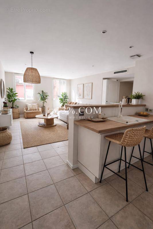Appartement à COGOLIN