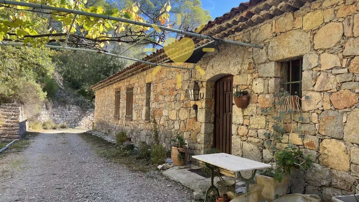 Maison à CALLAS