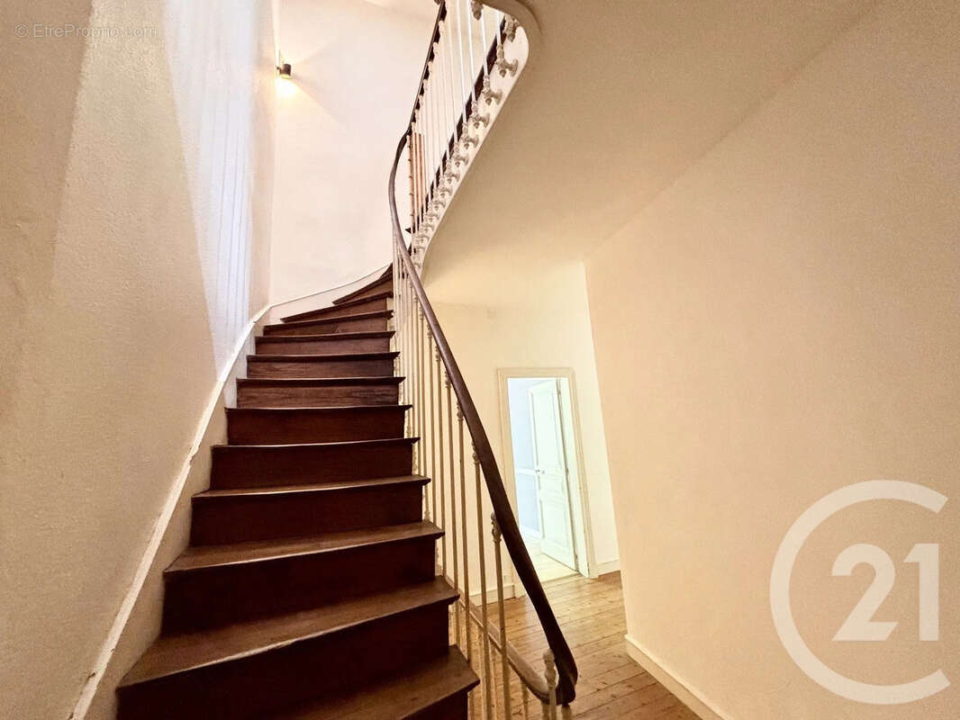 Maison 168 m² à Angouleme  - photo 14
