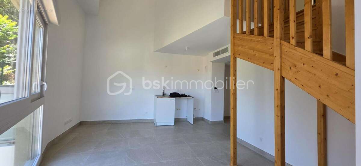 Appartement à ROQUEBRUNE-CAP-MARTIN