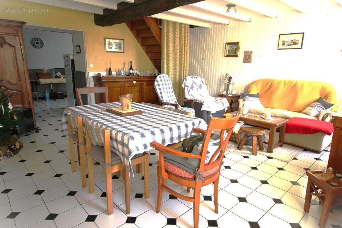 Maison à PONS