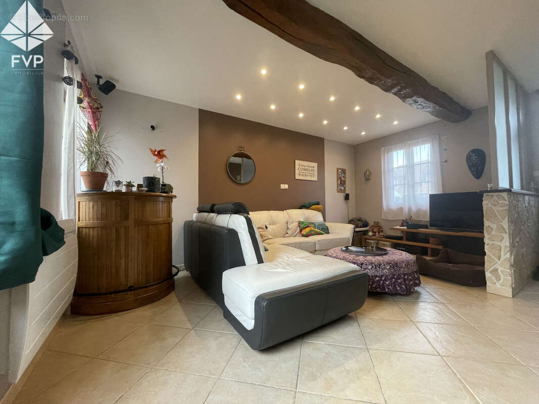 A vendre longère rénové dans un Hameau proche de Fécamp - photo 3