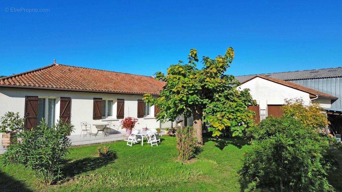 Maison à MARSAC-SUR-L&#039;ISLE