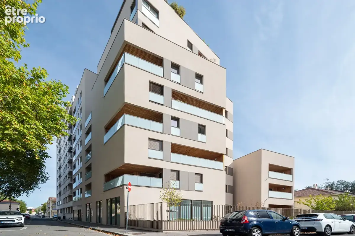 Duplex de 120.29 m2 avec terrasse - Monchat - photo 16