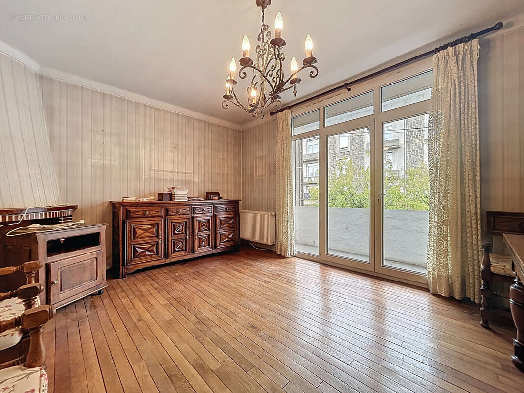 Maison à BRIVE-LA-GAILLARDE