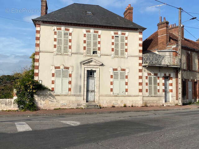 Maison à LORRIS