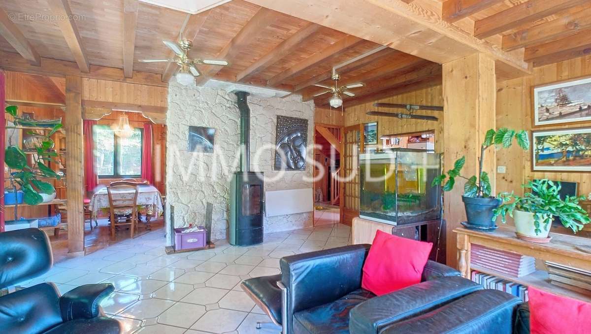 Maison à MIRIBEL-LANCHATRE