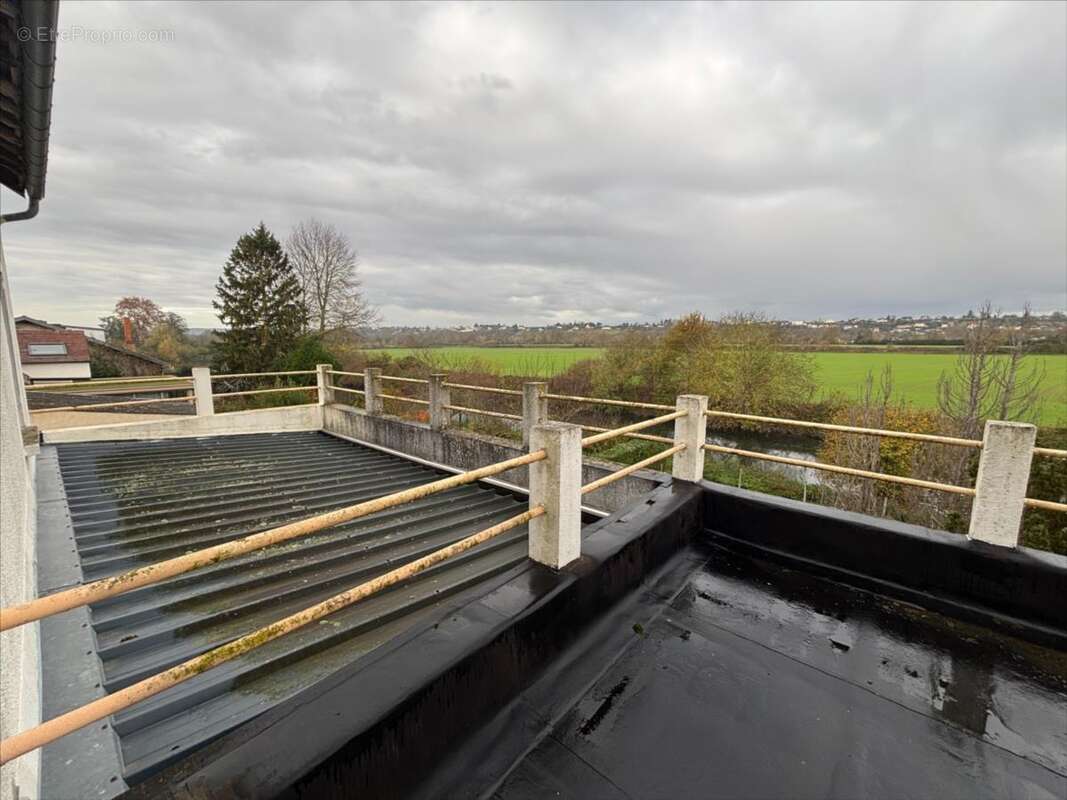 Maison à CRIQUEBEUF-SUR-SEINE