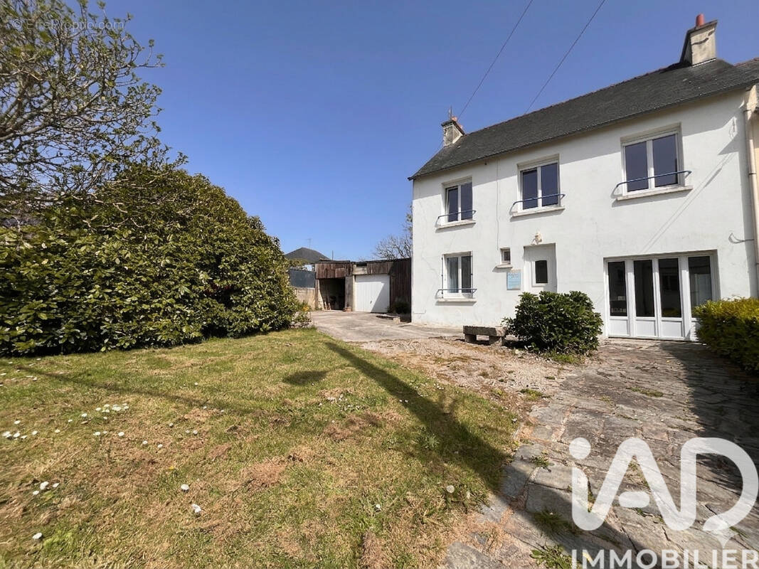 Photo 1 - Maison à CARHAIX-PLOUGUER