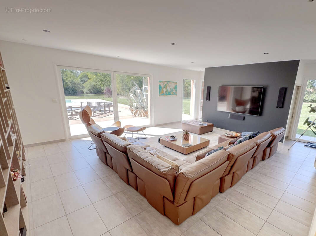 Maison à CAMBOUNET-SUR-LE-SOR