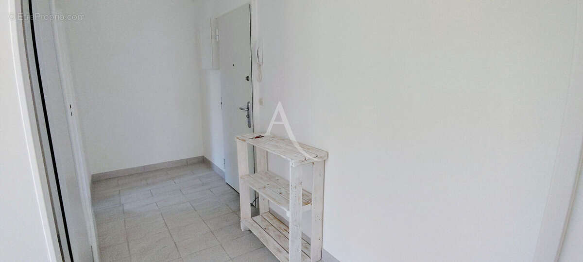 Bel appartement 4 pièces Résidence Le Jardin des Lys Les Ulis - photo 17