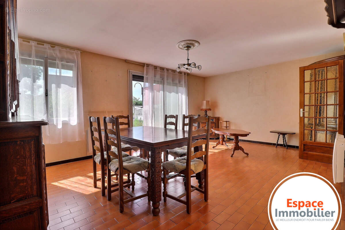 Plain-pied individuel de 75 m2 sur une superbe parcelle de 784 m2   Douchy-les-Mines - photo 3