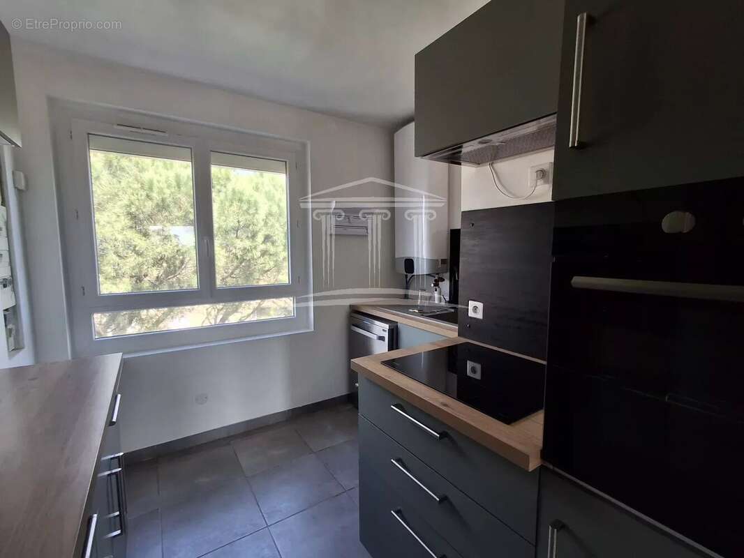 Appartement à SORGUES