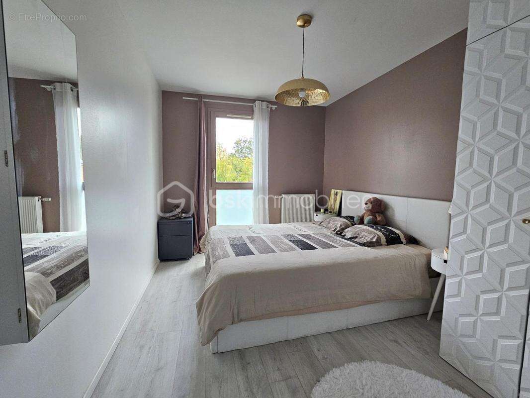 Appartement à TREMBLAY-EN-FRANCE