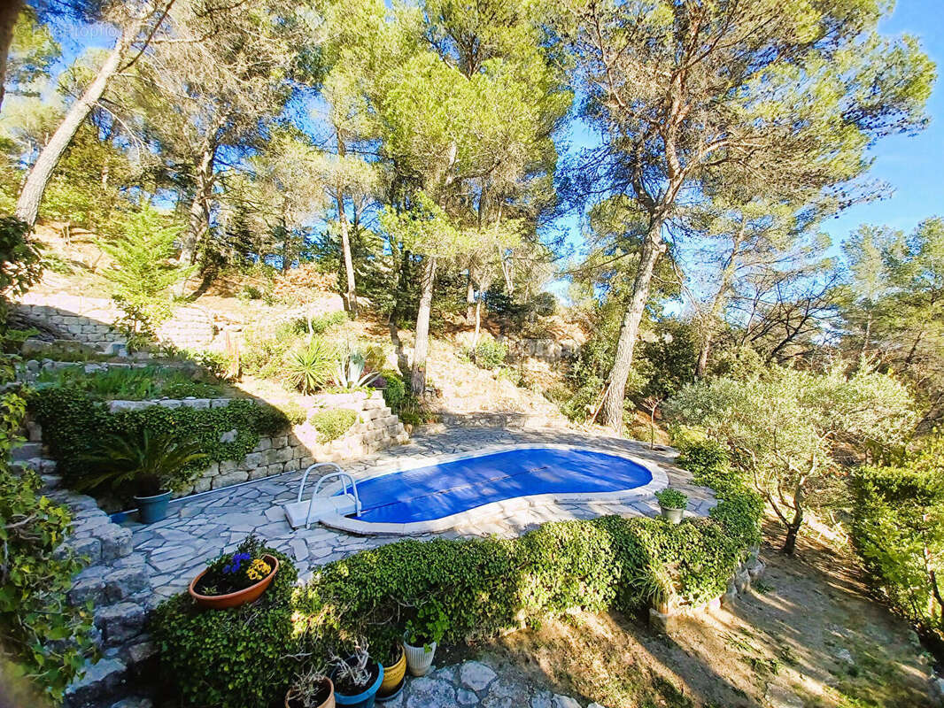 Maison à PIERREVERT