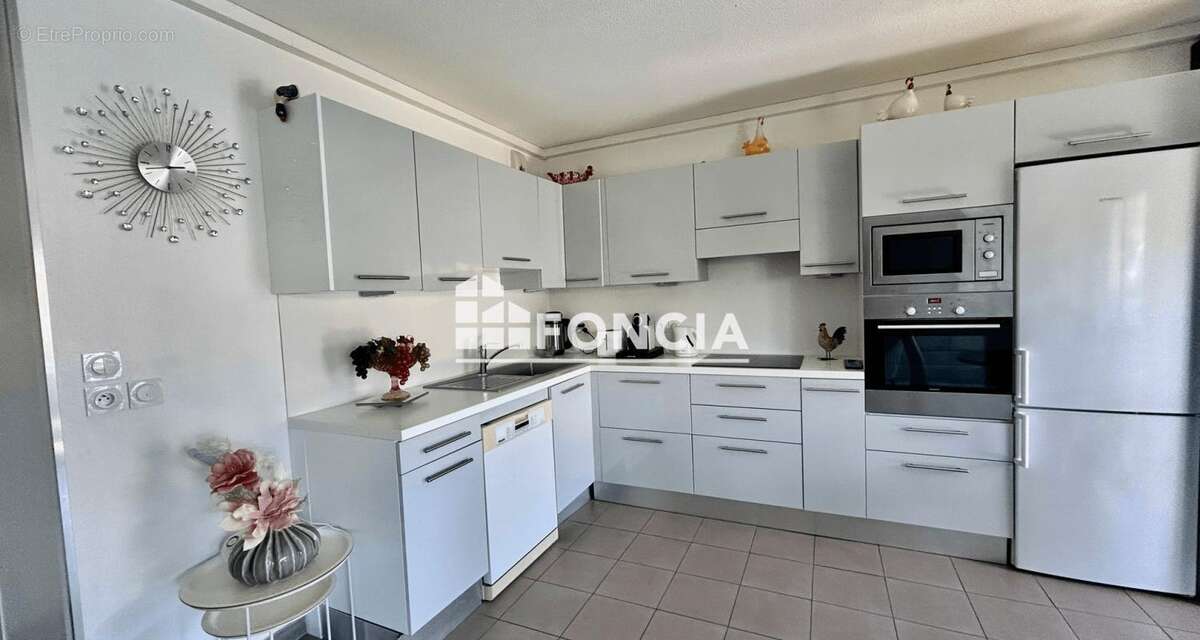 Appartement à FREJUS