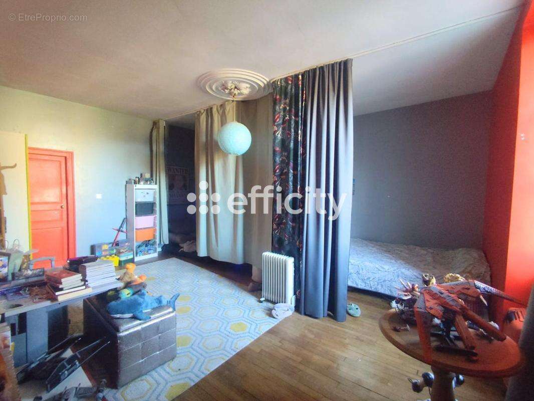 Maison 132 m² à Becherel  - photo 7