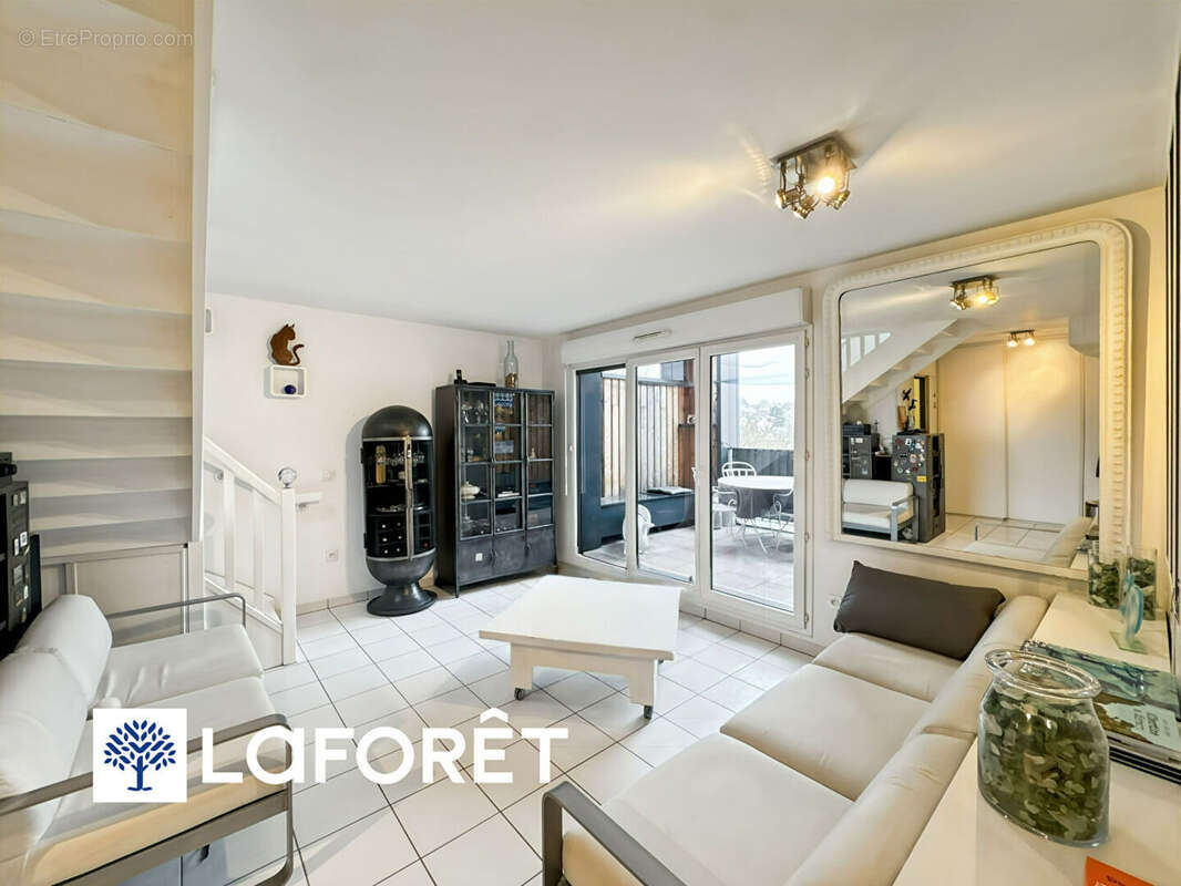 Appartement à RIS-ORANGIS