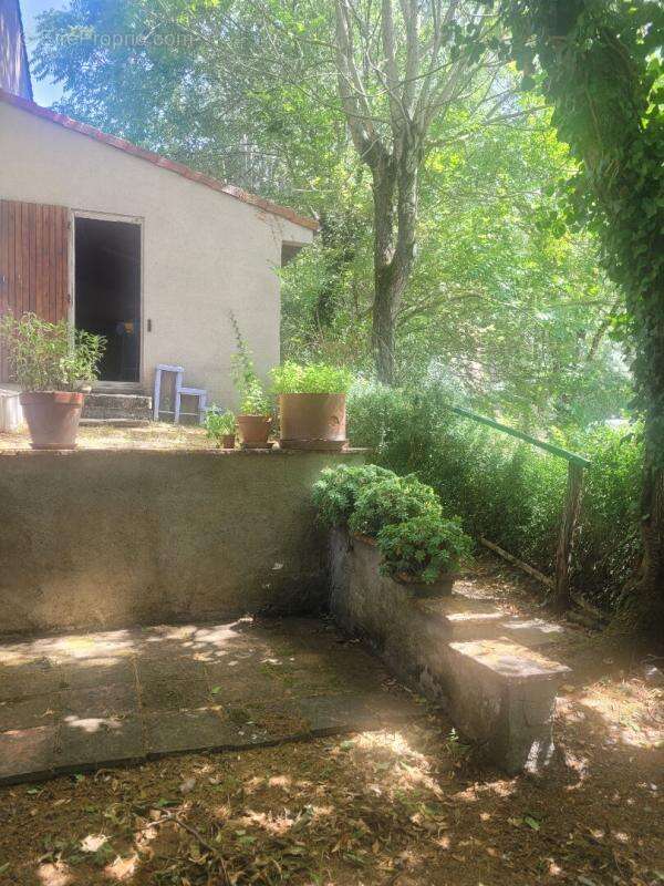31540 MONTÉGUT-LAURAGAIS- Maison de village en pierre avec garage et jardin - photo 10