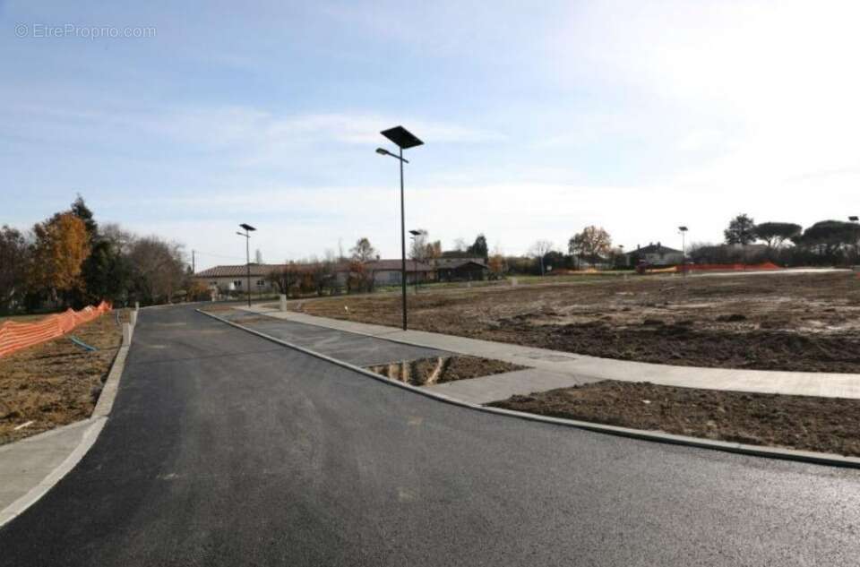 Terrain 470 m² à Rieumes  - photo 2