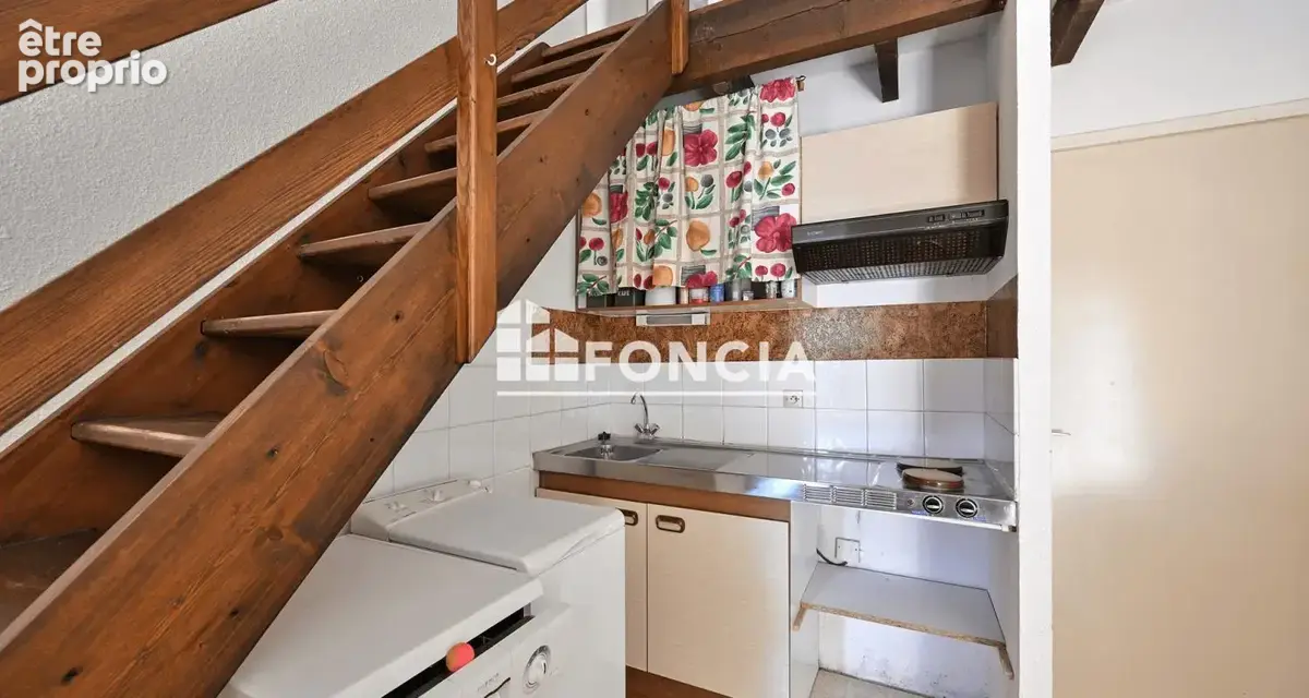 AIGUES MORTES Villa appartement P3 exposition SO parking - photo 3