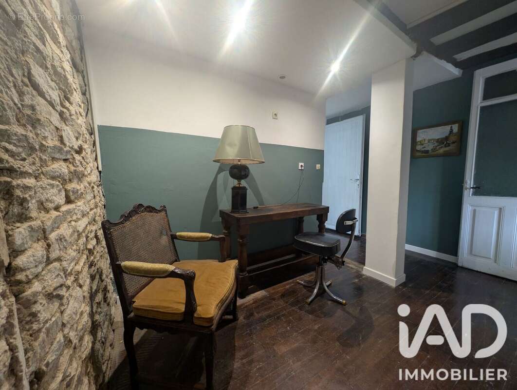 Appartement 101 m² à Quimperle  - photo 9