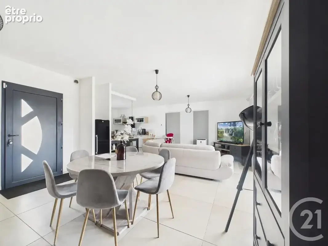 Maison 5 pièces 160 m² à vendre à Chartres (28000) - photo 4