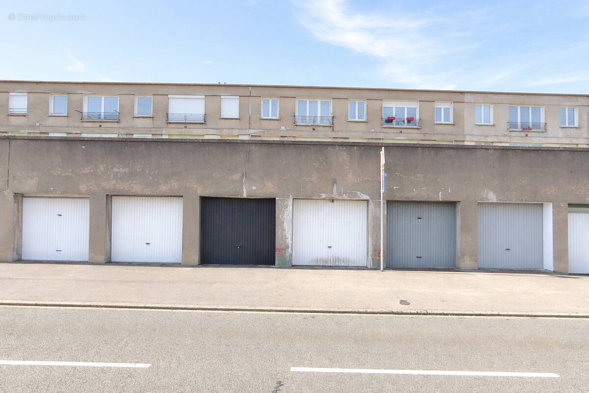 Parking à BOULOGNE-SUR-MER