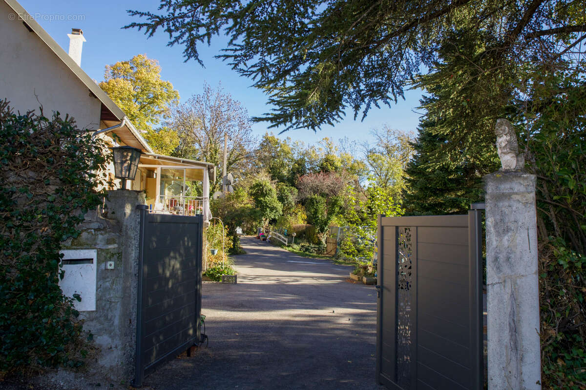 Maison à LA BATIE-NEUVE