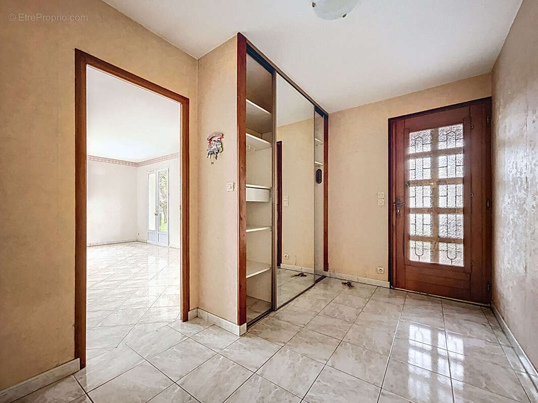 Maison à SAINT-AGNANT