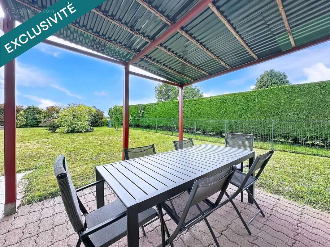 Maison 157 m² à Saint-Gervais-En-Belin  - photo 2