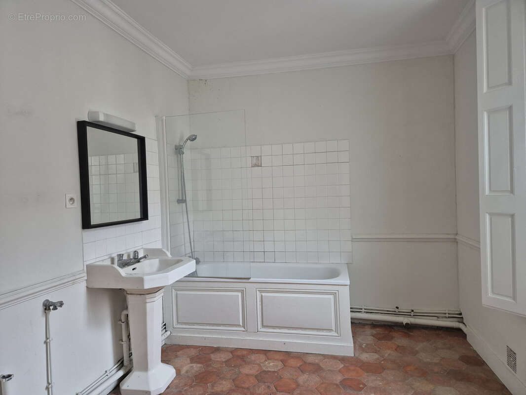 Appartement à FONTAINEBLEAU