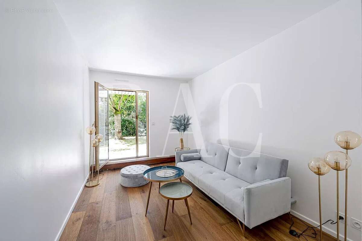 Appartement à VERSAILLES