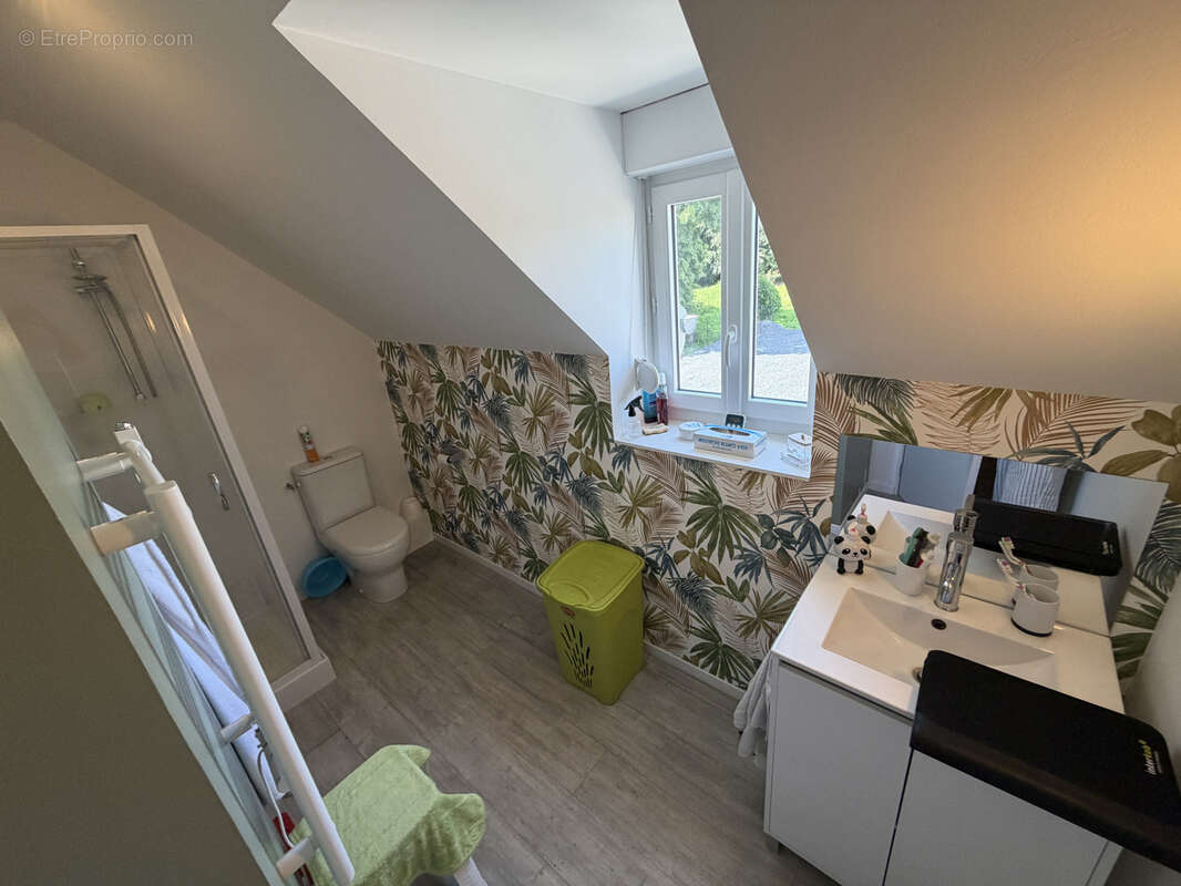 Maison à SAINT-QUENTIN-LA-MOTTE-CROIX-AU-BAILLY