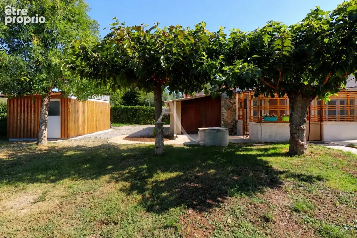 Villa lumineuse au calme avec terrasse dependance garage jardin arbore puit - photo 2