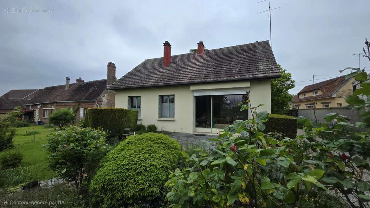 Maison à TROISSEREUX