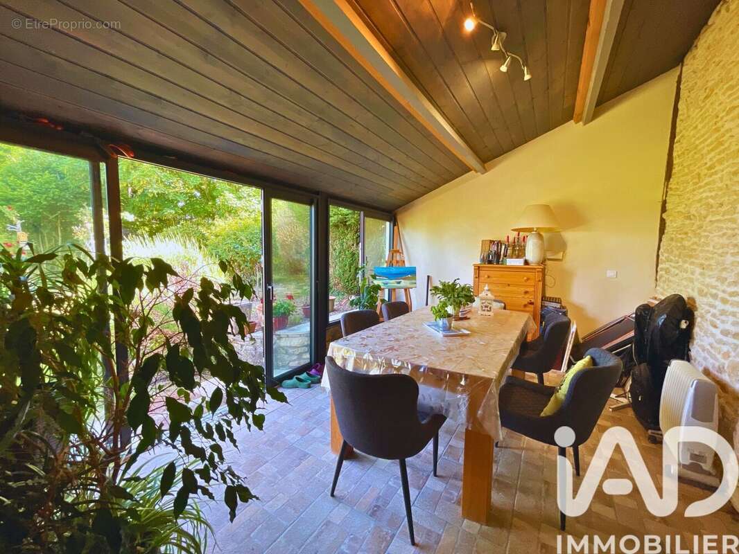 Photo 6 - Maison à MENESTREAU