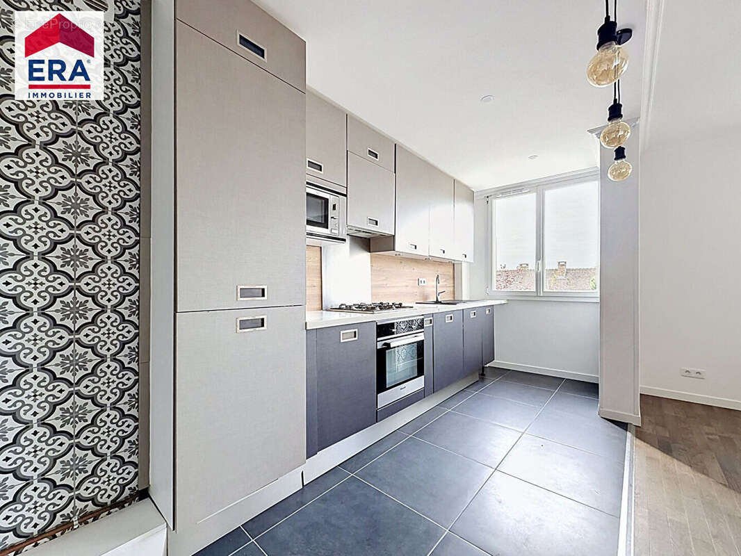 Appartement à IVRY-SUR-SEINE