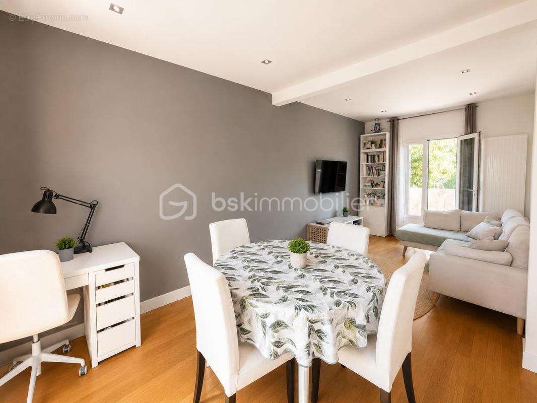 Maison à AULNAY-SOUS-BOIS